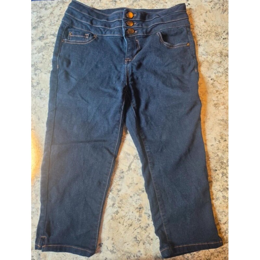 Dark Wash High-Waisted Capris / Cropped Jeans - Size 4